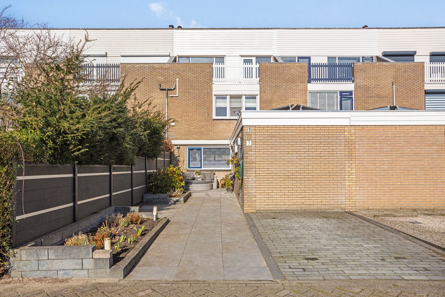 Foto 1 van Bouwen Loenstraat 3