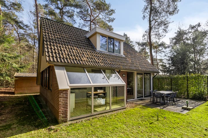 Foto 30 van Rolderstraat 11-A250