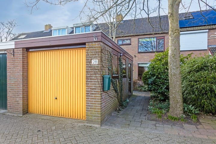 Foto 2 van Claes Boesserstraat 28