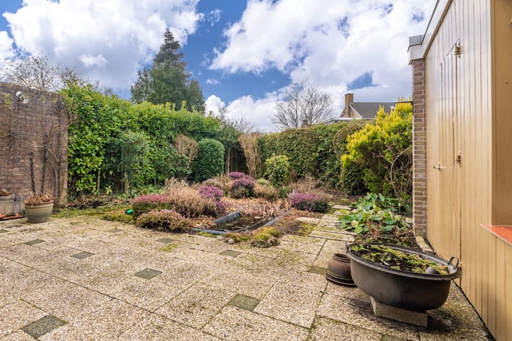 Photo 37 of Vincent van Goghlaan 1-A