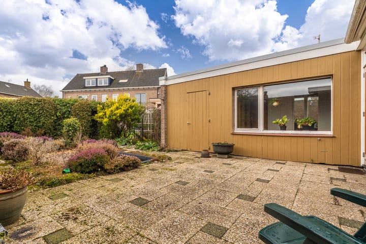 Photo 38 of Vincent van Goghlaan 1-A