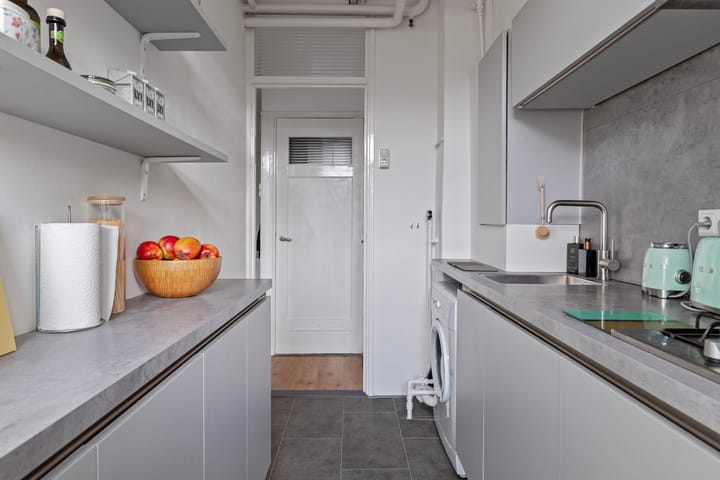 Foto 4 van Stadhoudersweg 18-C