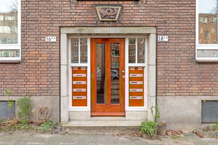 Foto 9 van Stadhoudersweg 18-C