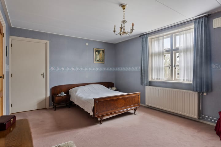 Foto 38 van Burgemeester Posweg 17