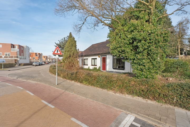 Foto 6 van Baron van Fridaghstraat 16