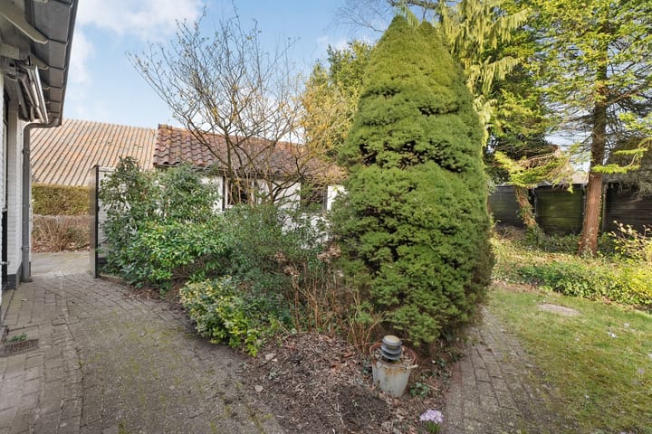 Foto 37 van Baron van Fridaghstraat 16