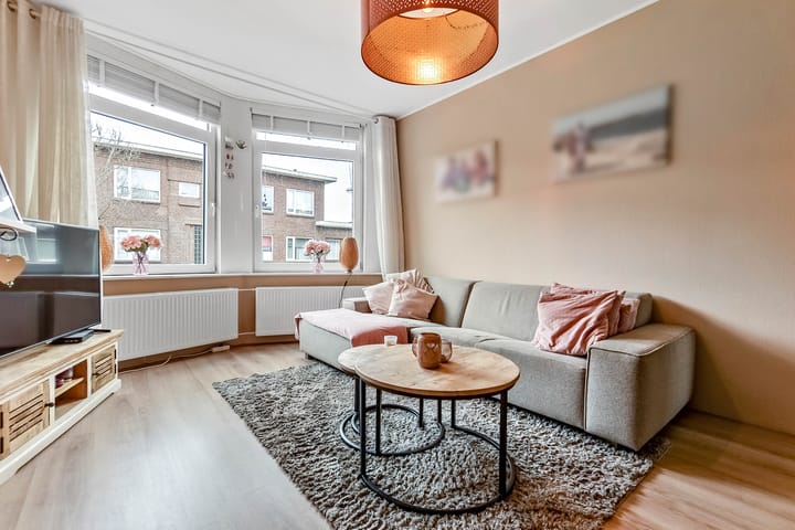 Photo 1 of Tesselsestraat 81