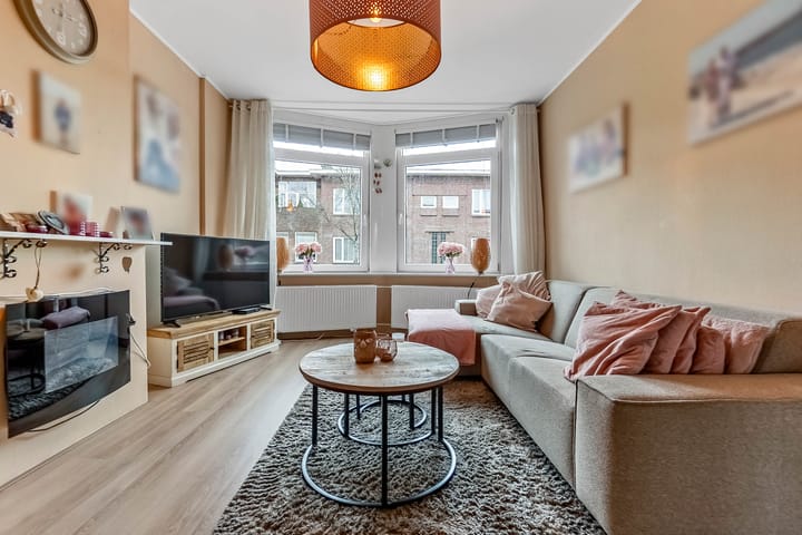 Photo 7 of Tesselsestraat 81