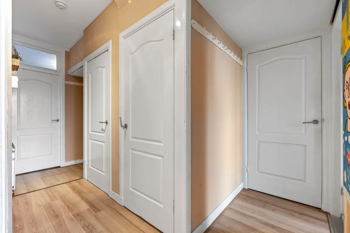 Photo 14 of Tesselsestraat 81