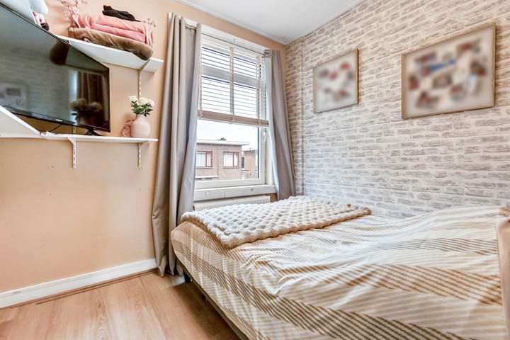 Photo 25 of Tesselsestraat 81