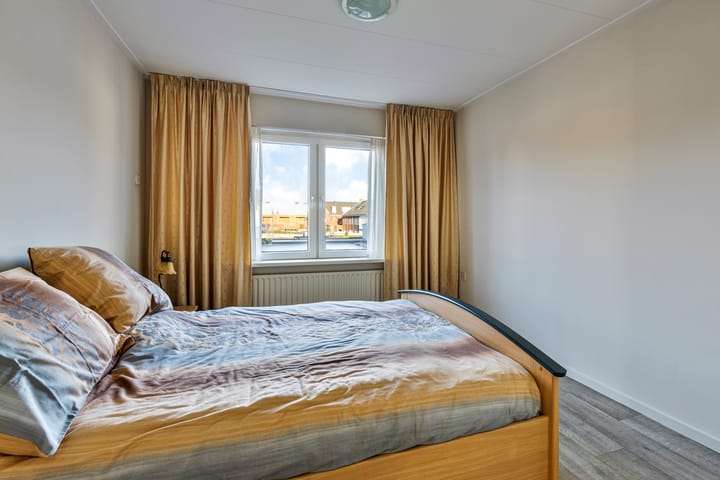 Foto 18 van Oranjeplein 10