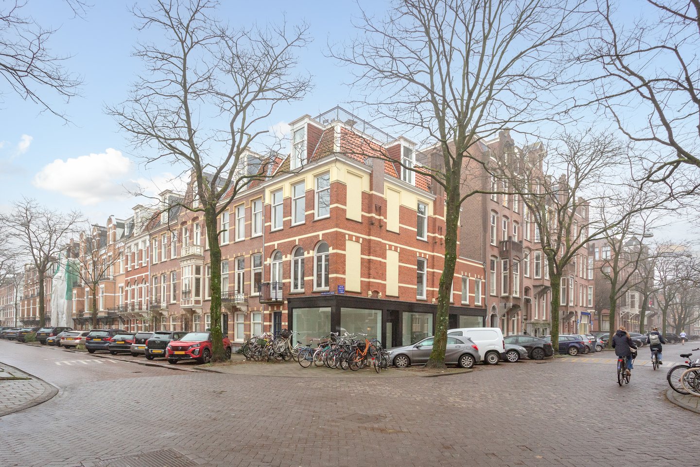 Bekijk foto 1 van Jacob Obrechtstraat 19-A