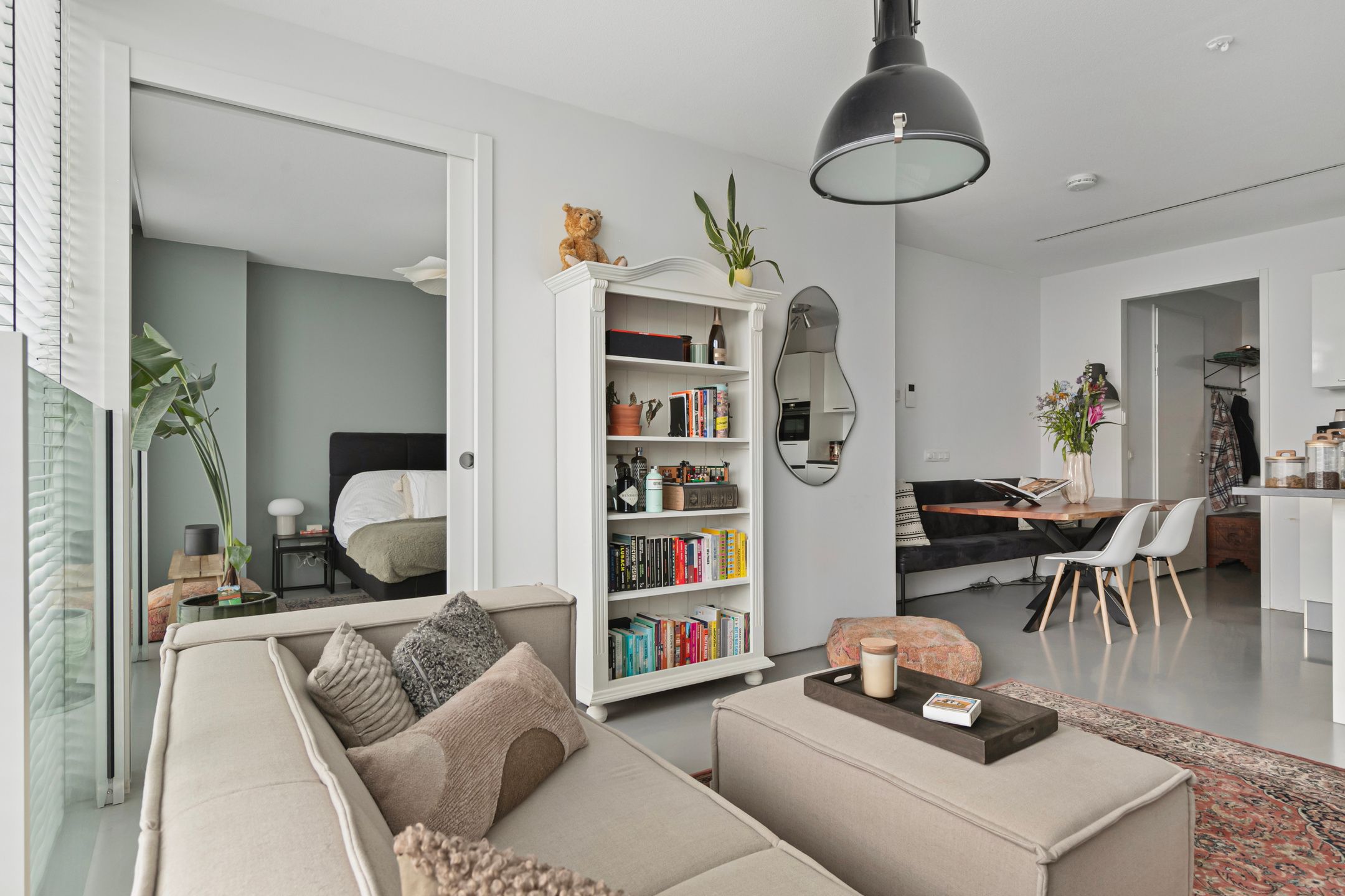 Foto 6 van Halvemaanpassage 32