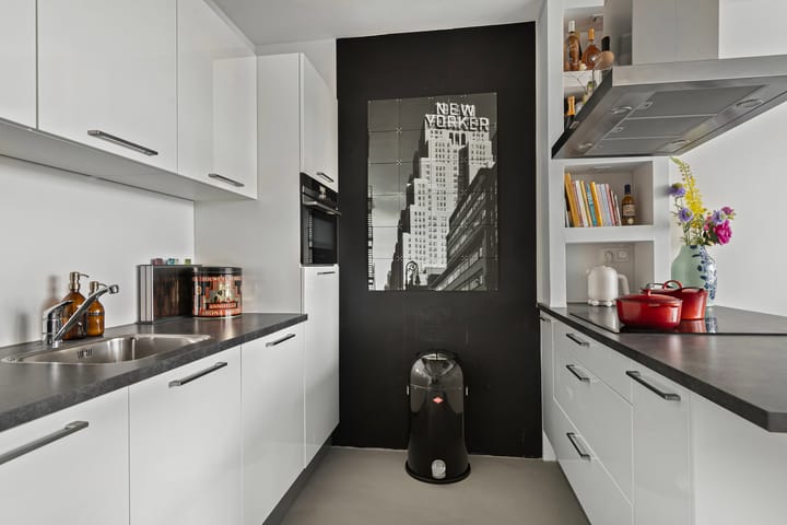 Foto 10 van Halvemaanpassage 32