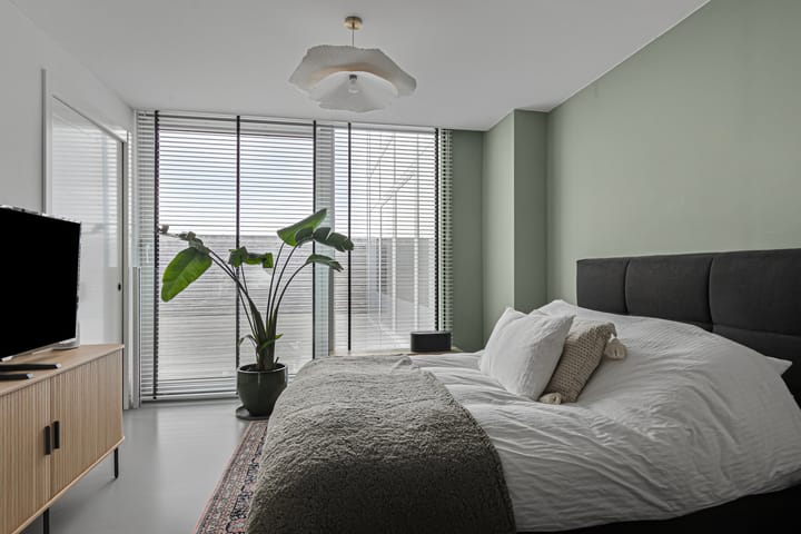 Foto 13 van Halvemaanpassage 32