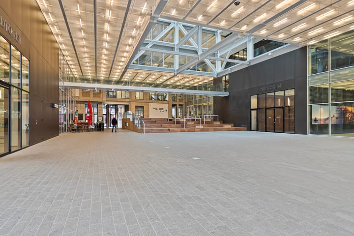 Foto 25 van Halvemaanpassage 32