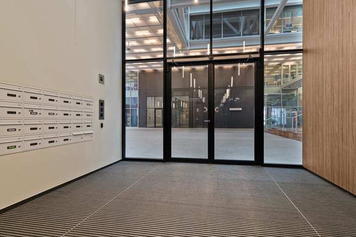 Foto 28 van Halvemaanpassage 32