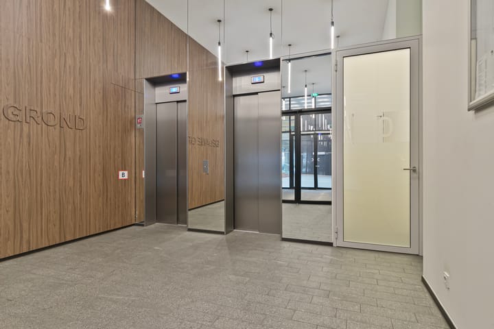 Foto 29 van Halvemaanpassage 32