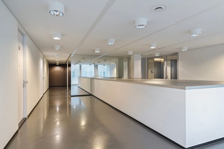 Foto 30 van Halvemaanpassage 32