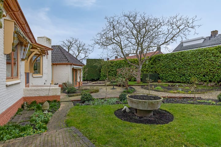 Foto 32 van Middelburgsestraat 64