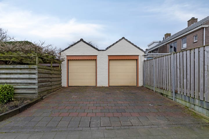 Foto 36 van Middelburgsestraat 64