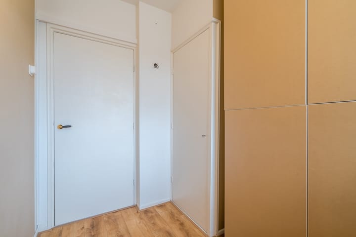 Foto 33 van Detmoldstraat 92-2