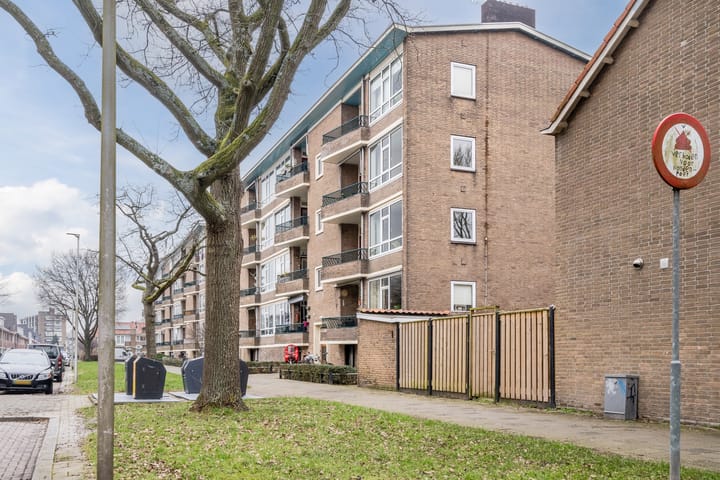 Foto 42 van Detmoldstraat 92-2