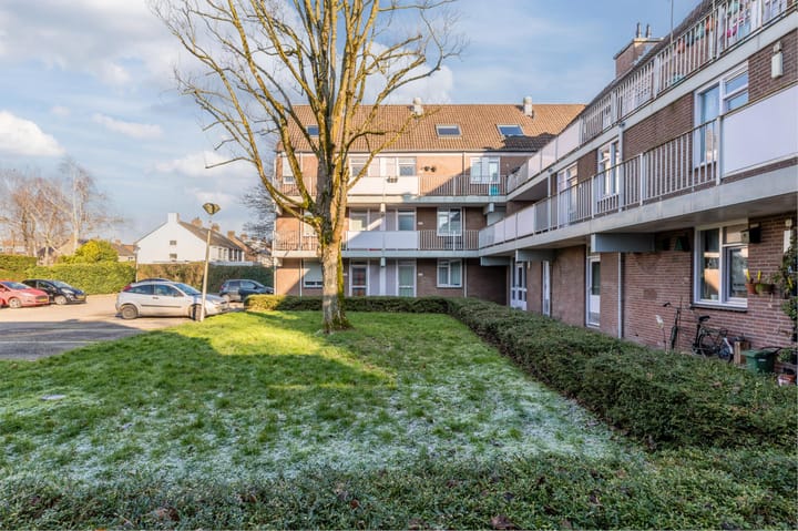 Foto 2 van Planetenhof 36-C