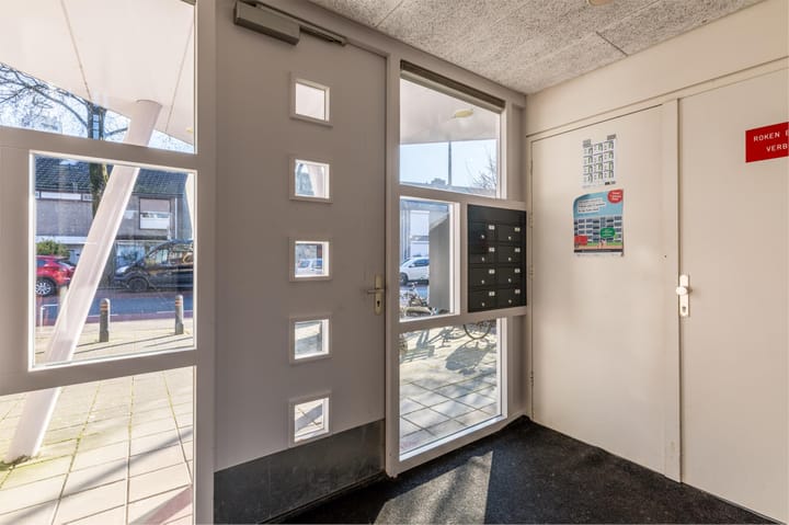 Foto 5 van Planetenhof 36-C