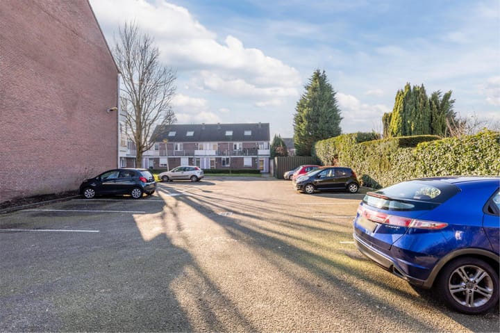 Foto 28 van Planetenhof 36-C