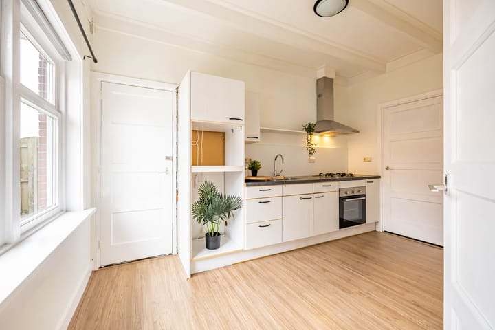 Foto 13 van Juffer Marthastraat 2