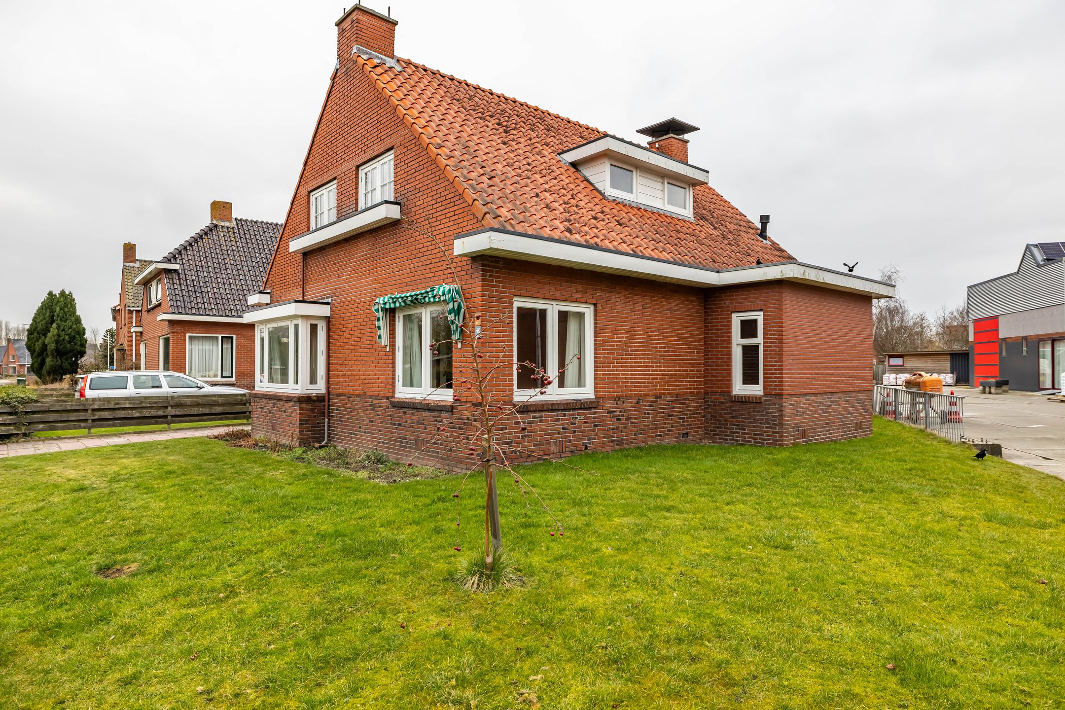 Photo 39 of Juffer Marthastraat 2