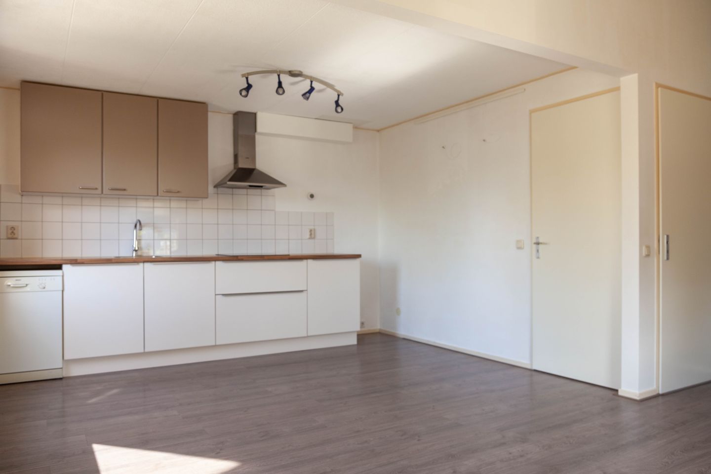 Foto 29 van Karrespoor 1