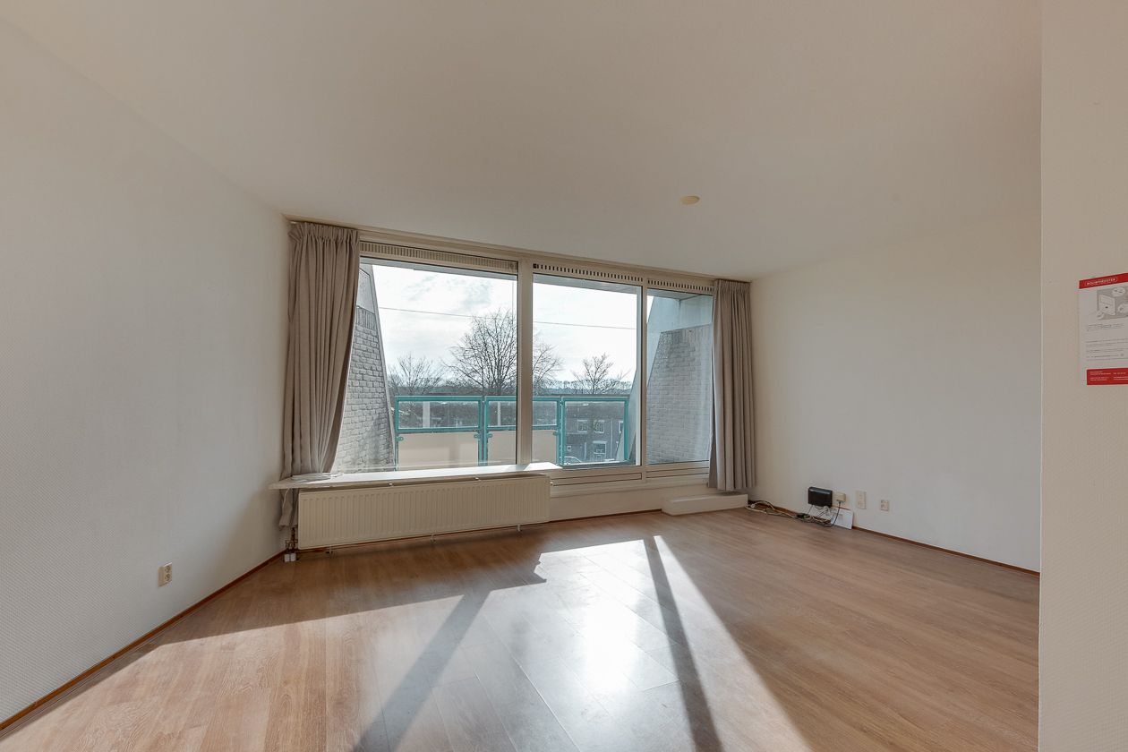 Foto 12 van Flora 49