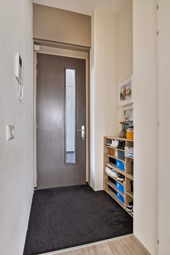 Foto 19 van Beneluxlaan 716