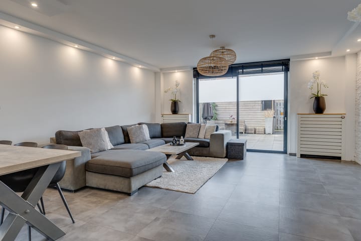 Foto 2 van Gerard ter Borchhage 118