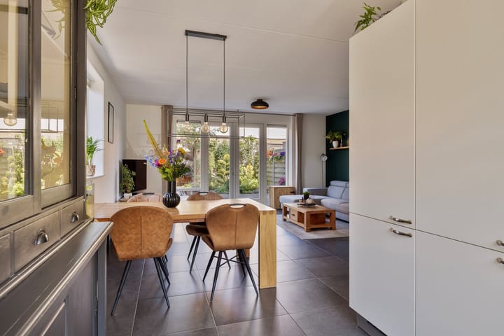 Foto 10 van Zwedenstraat 3