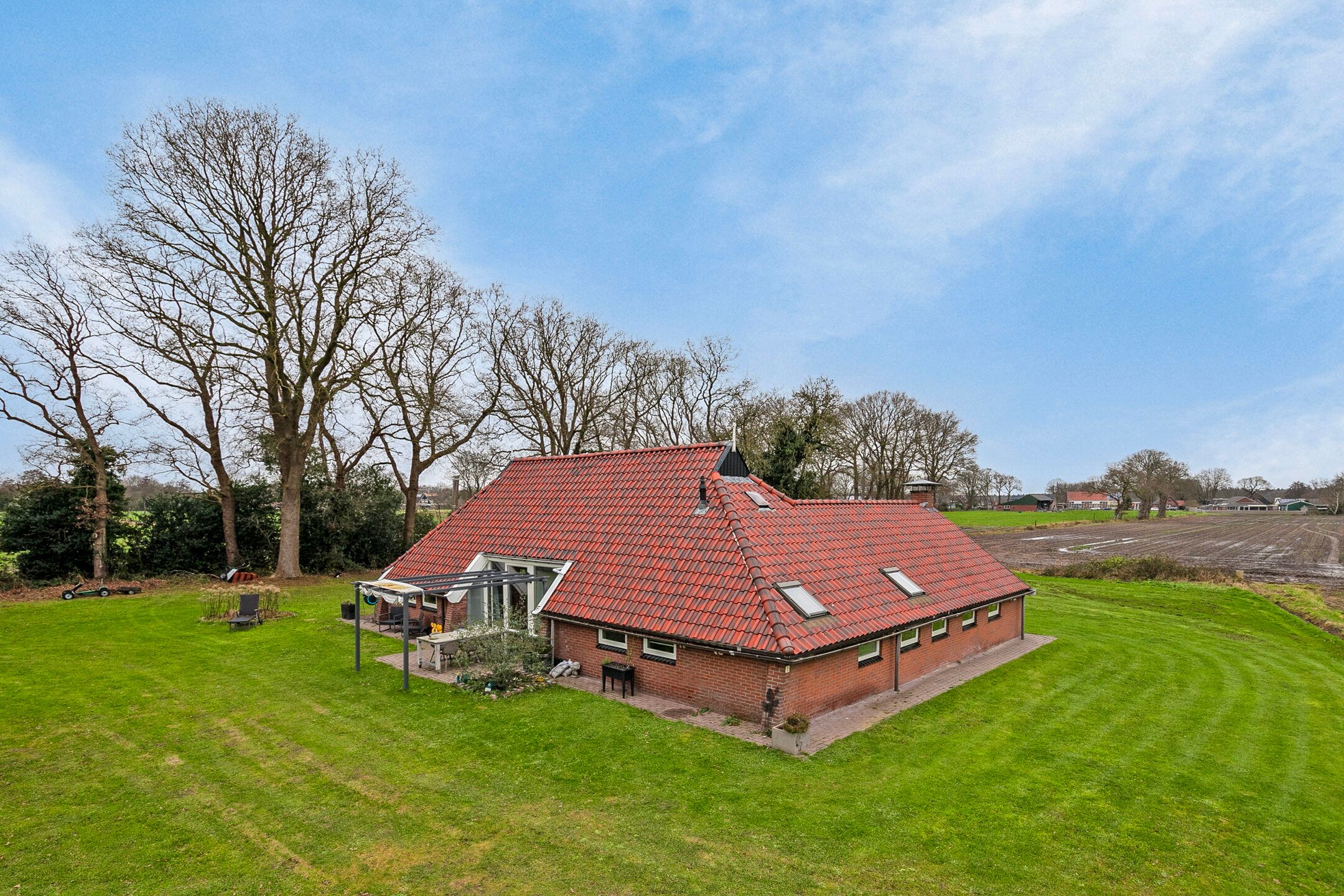 Foto 12 van Veenpettenweg 2