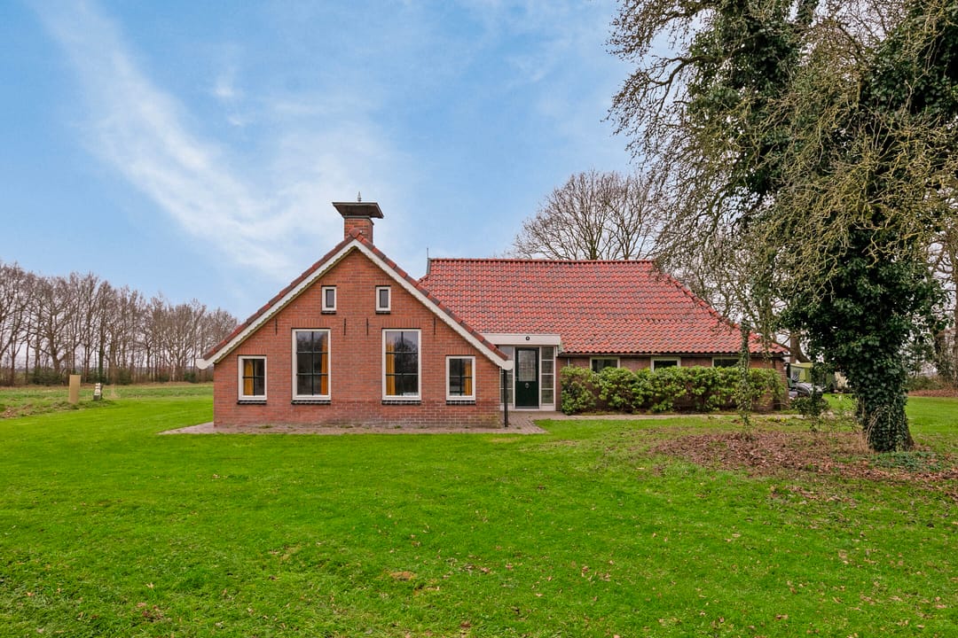 Foto 11 van Veenpettenweg 2