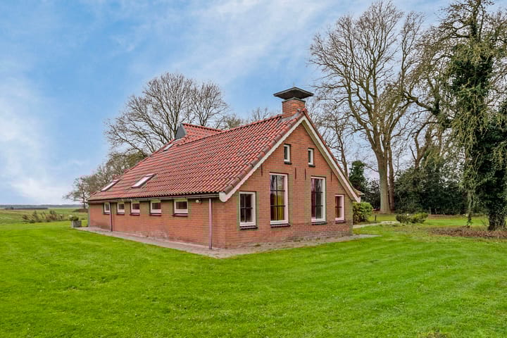 Foto 10 van Veenpettenweg 2