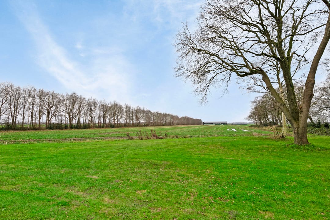 Foto 37 van Veenpettenweg 2