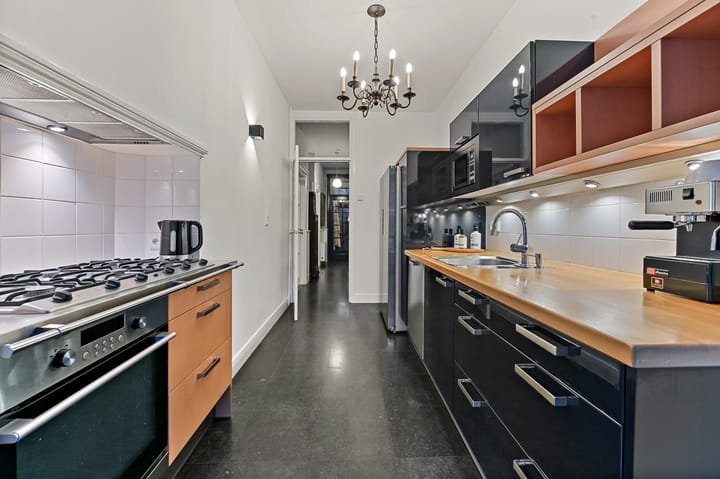 Foto 23 van Oostduinlaan 143