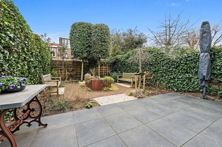 Foto 25 van Oostduinlaan 143