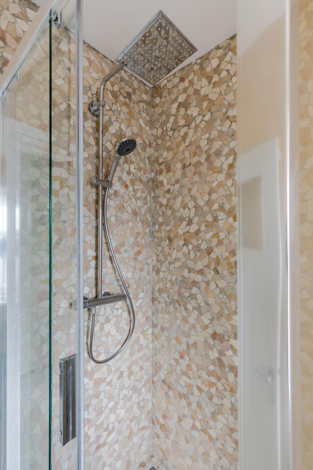 Foto 16 van Burgemeester Hogguerstraat 853