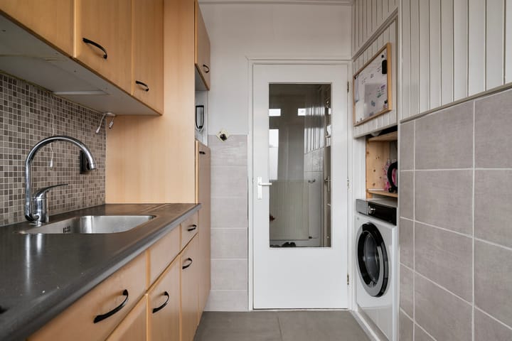 Foto 11 van Nobellaan 28