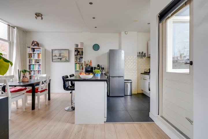 Foto 10 van Lombokstraat 9-BS