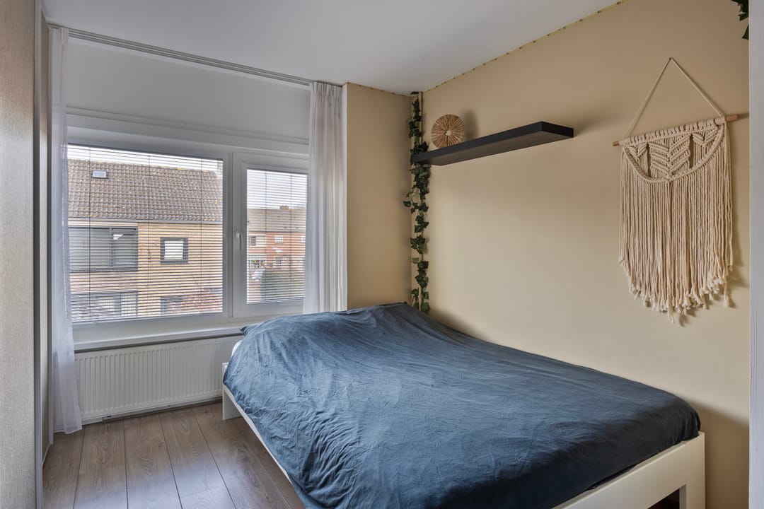 Foto 16 van Kapelaan L. de Nijsstraat 11