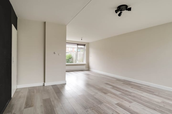 Photo 10 of Venusstraat 19