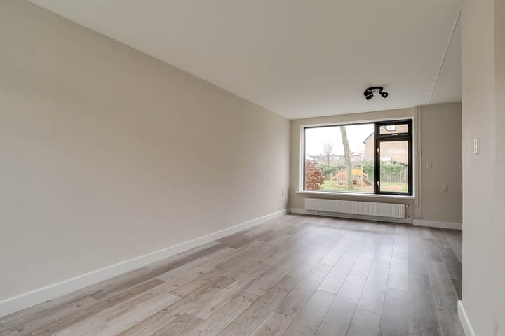 Photo 11 of Venusstraat 19