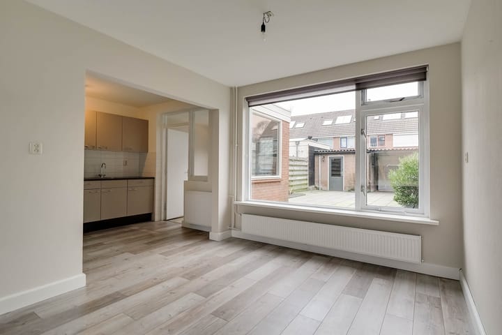 Photo 14 of Venusstraat 19